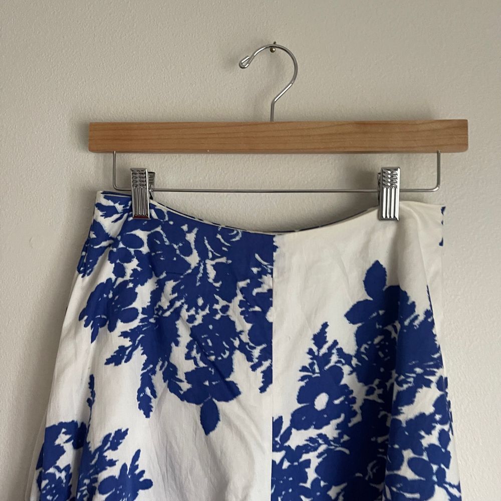 Vintage 90s Gap Floral Cotton A-line Midi Skirt - Picture 4 of 10